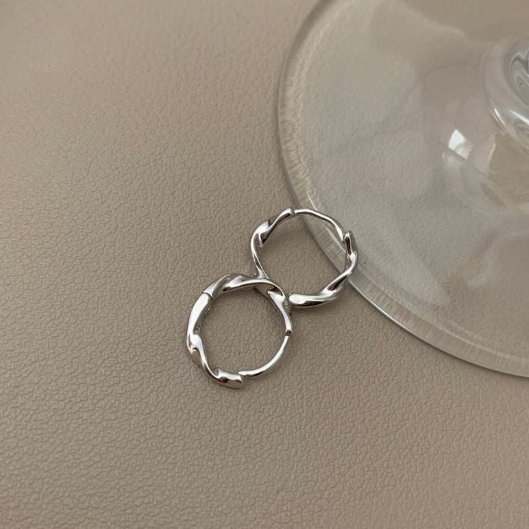 2022 Korean New Simple Temperament Circle Pearl Earrings Fashion Small Versatile Earrings Jewelry